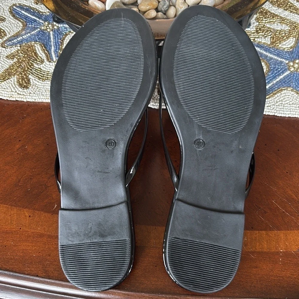 Brand New Lufie Essential Patent Black Flat Flip Flop Sandal + Comfort Thongs